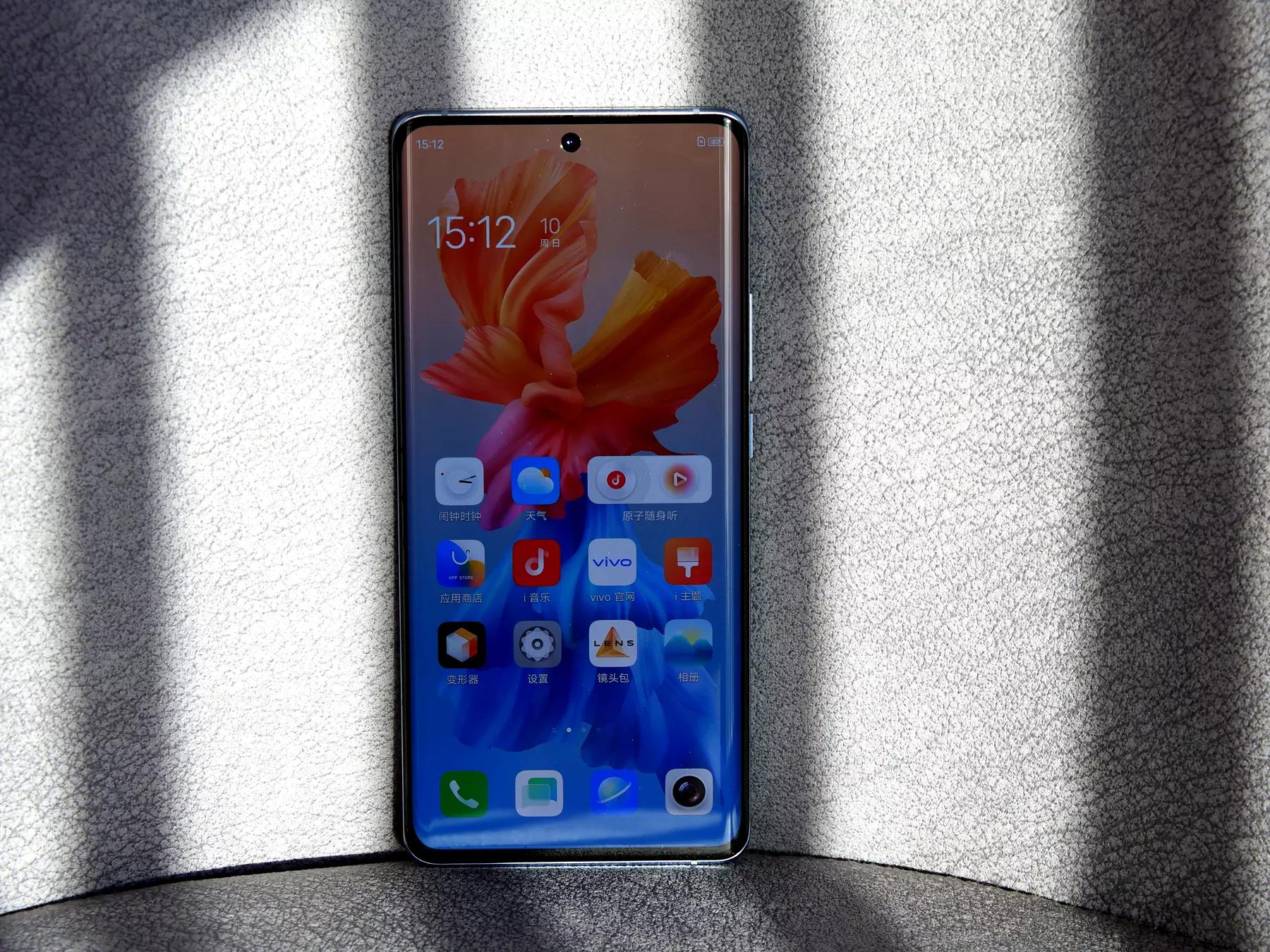 vivo X60 Pro：专业影像旗舰 给你无限精彩