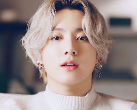 防弹少年团柾国参与作曲的《film out》在日本oricon连续3天排名第一