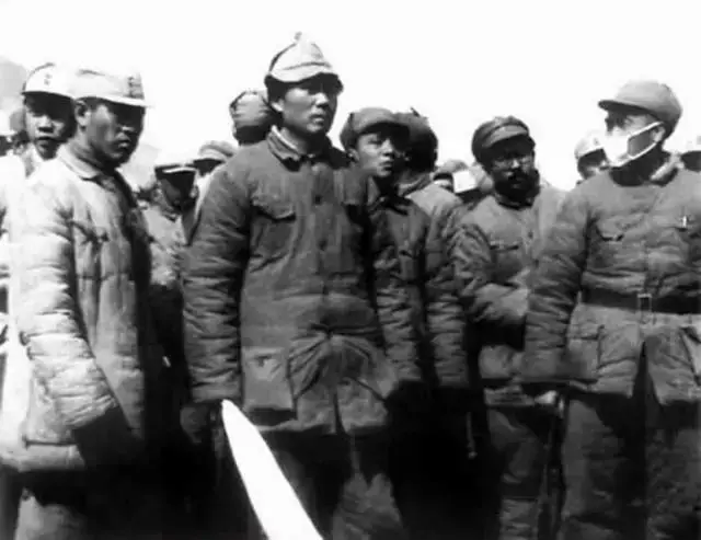 126张照片缅怀毛主席一生！