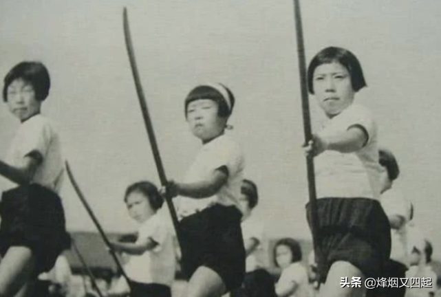 为何说原子弹下无冤魂？网友：看看当时的广岛儿童在做啥就知道了