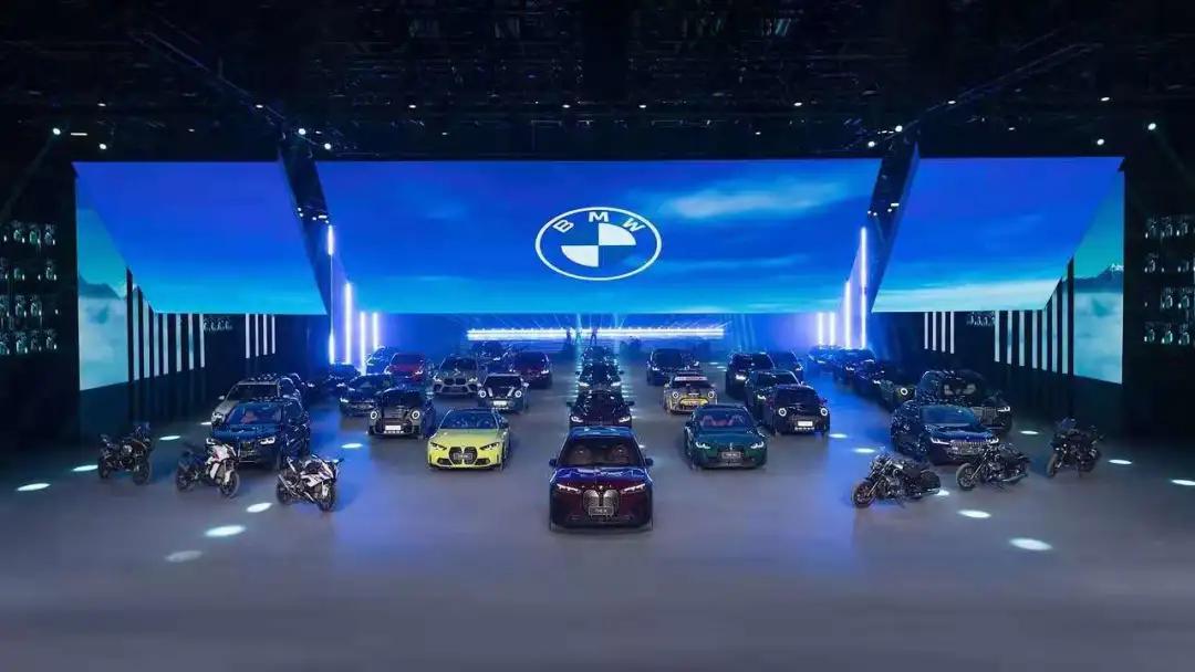 M3、M4来袭，电动化时代的宝马仍然懂得制造终极驾驶机器