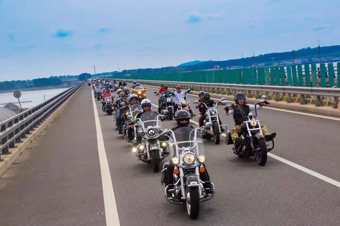 探秘濟南摩托車市場！關鍵詞：中高端、年輕人、個性化