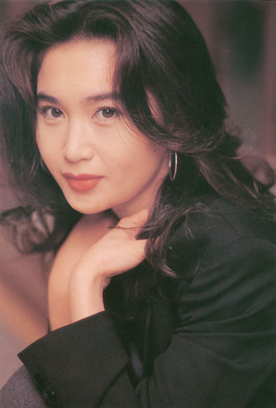 12位不生孩子的香港女星，有人幸福，有人后悔，