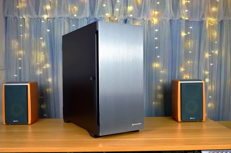 侧透机箱是主流？光污染更伤眼，Tt挑战者H8静音机箱体验