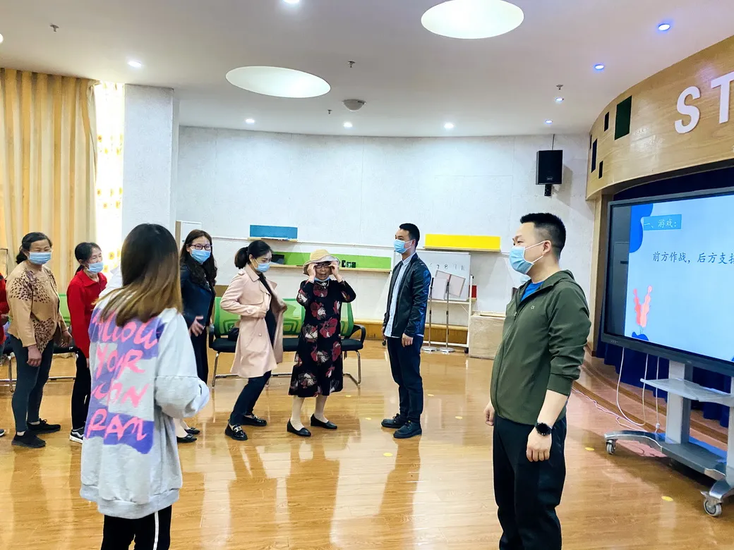 遇见美好,从心出发——天府新区华阳幼儿园南区家长会