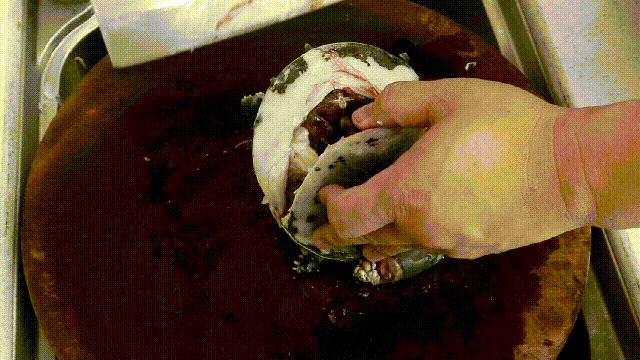 Hard dish bawang chicken