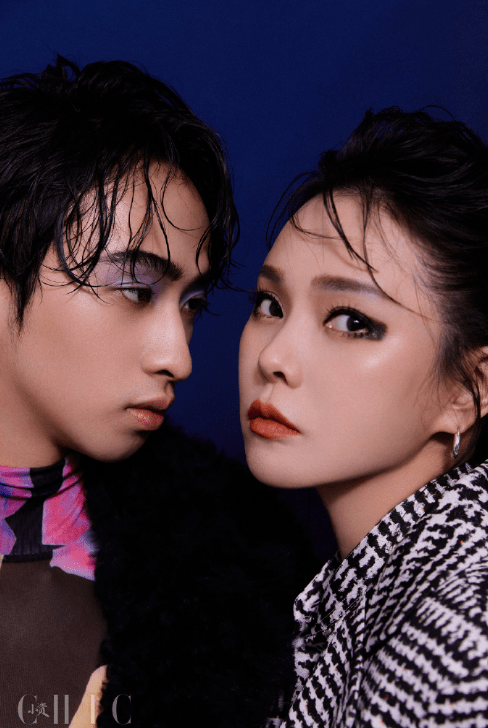 伊能静全力支持儿子事业，与哈利团队合影超自信，状态不输小年轻