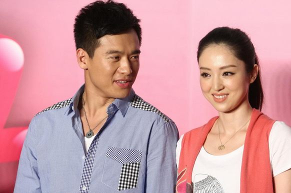 高云翔发文为女儿小酒窝庆生，为求董璇复婚大