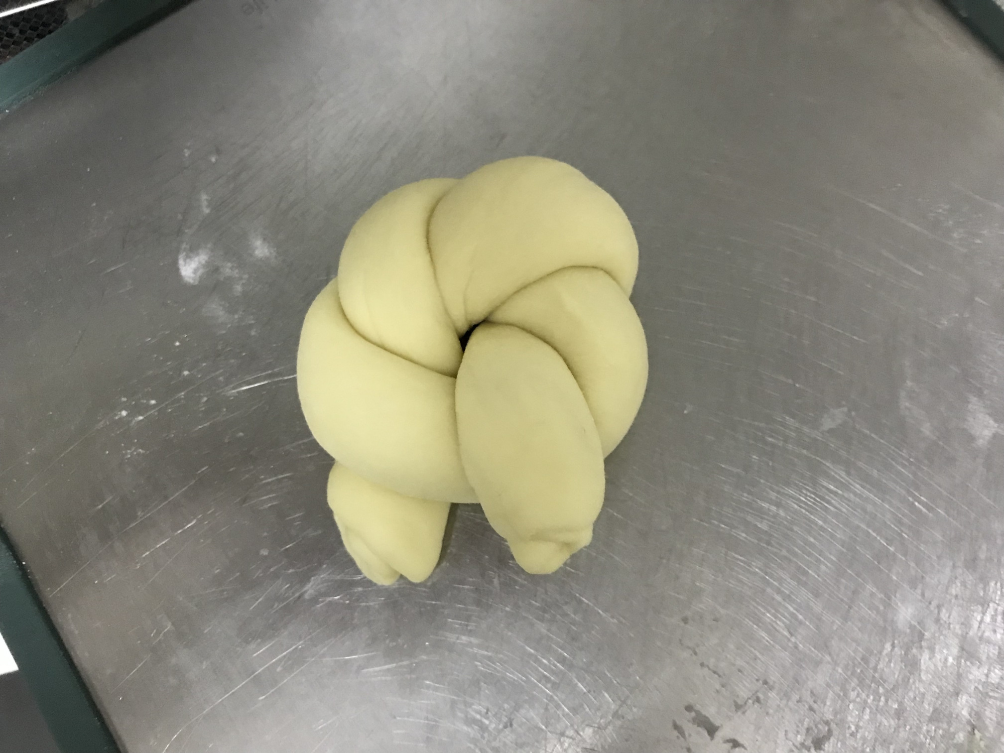 一定要尝试的面包配方，一次发酵，外酥里软，放3天不硬，特解馋