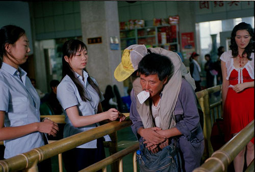 《落叶归根》是一部国产好片，但如果不是赵本