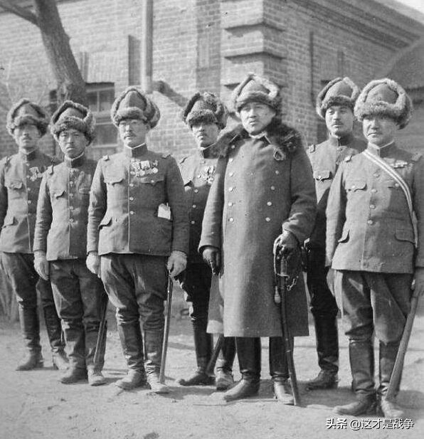 陈诚发了昏，白送一支精兵给林彪，林彪因此横