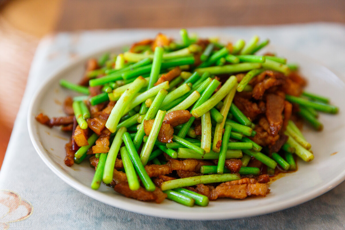 炒瘦肉总是发硬？不要直接下锅炒，牢记关键1步，鲜香嫩滑不粘锅