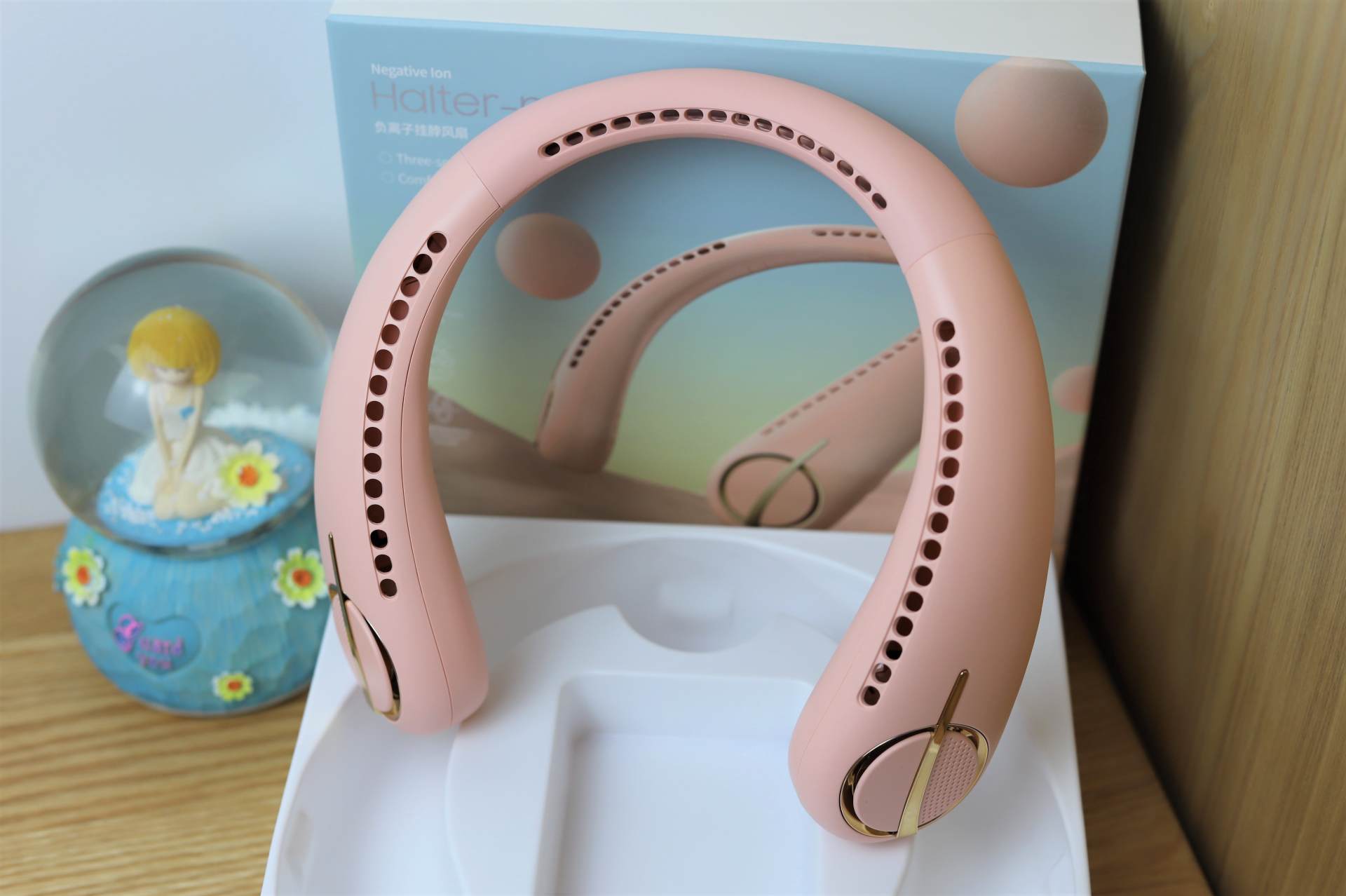 Benks F21负离子挂脖风扇轻体验：解放双手，劳动时的清凉神器