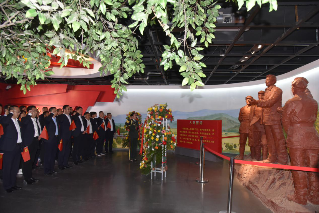 甘肃省邮政分公司组织开展红色教育活动