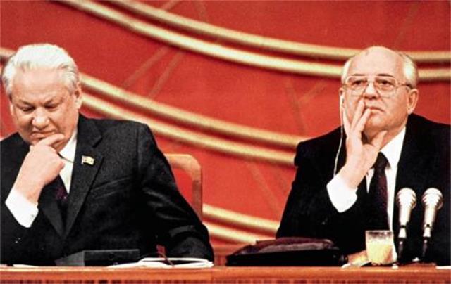 自毁长城：苏联的这些失误，使其失去了军队的