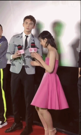 Wu Lei does not perform a little brother, small wolfhound of every year general attack just is you is correct open way