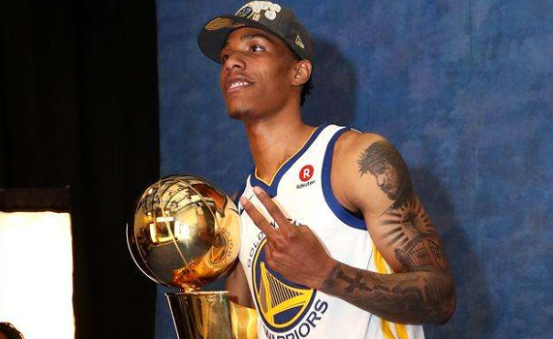 職業生涯首度被淘汰，連續三年斬獲總冠軍，「McCaw王朝」今日遭遇終結！（影）-黑特籃球-NBA新聞影音圖片分享社區