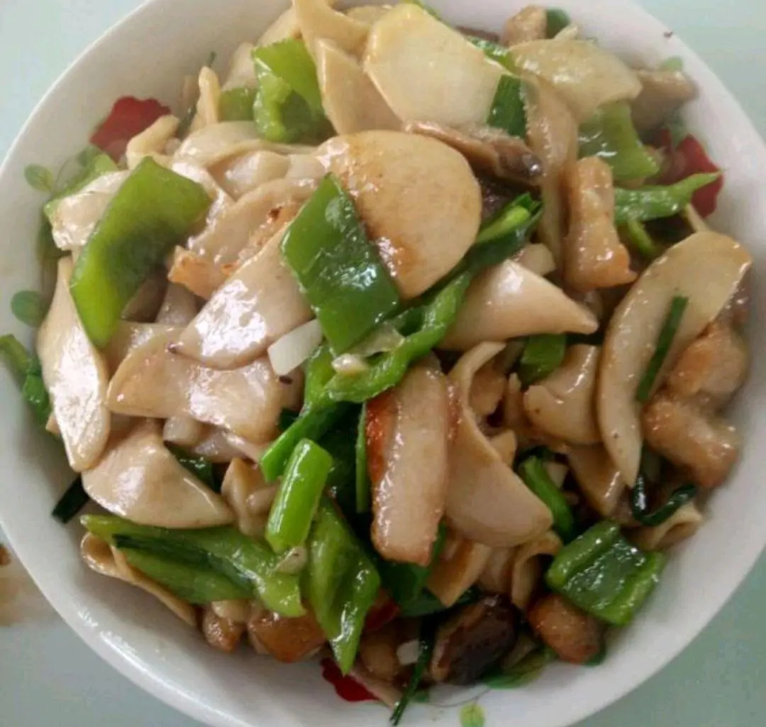 A few home-cooked dishes, nutritious and appetizing, simple recipe