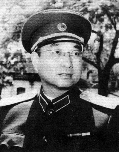 杨庆兰：17岁从战场背回一名重伤员，解放后，开