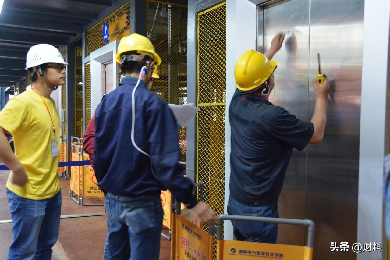 旧改“加装电梯”遭反对？多地“新方案”出台