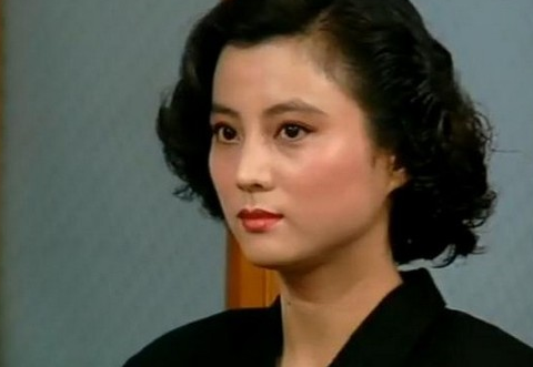 李玲玉的2段婚姻皆“被离婚”，34岁征服犹太富