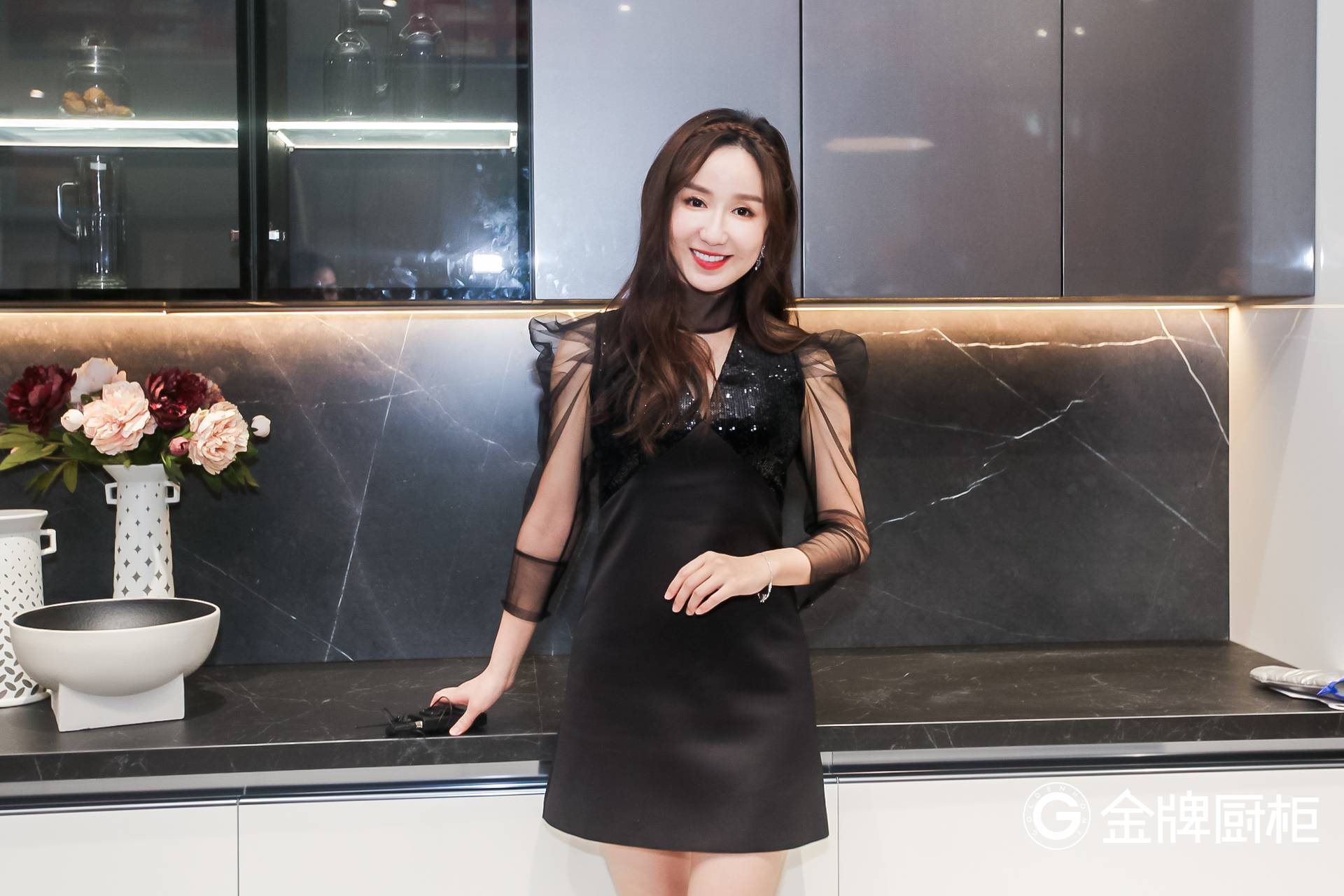 一站式家装购物带来全新体验，金牌厨柜成都大家居馆盛大开业