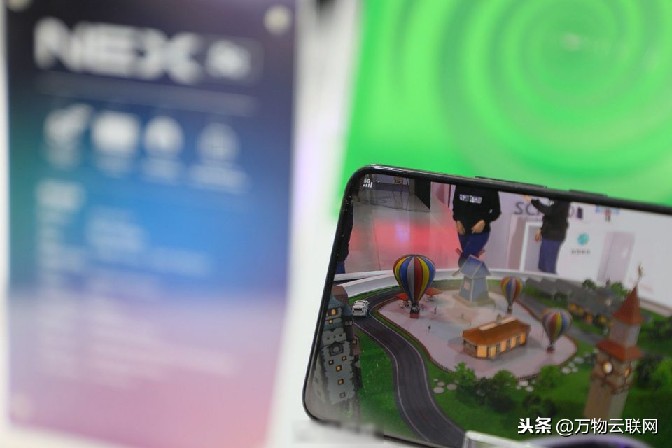 Oppo和vivo都應(yīng)用高通芯片的調(diào)制調(diào)解器來演試5G智能機(jī)