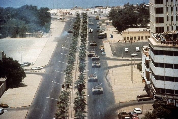 1991��ĺ���ս��������Ϊ֮�𶯣�����Ϊ���ⳡս��������Щ׼��