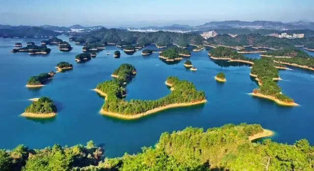 十一想玩不知道去哪？这些《我和我的家乡》拍摄地值得打卡