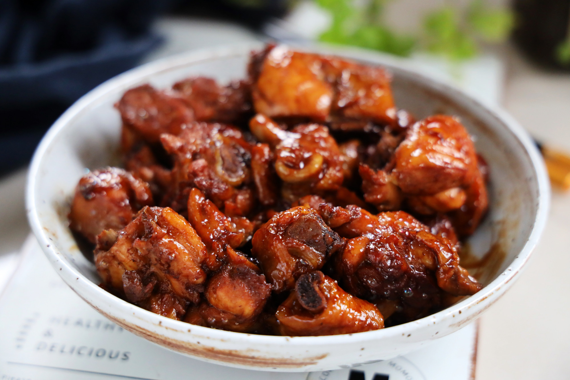 比猪肉牛肉都便宜，秋天可以多吃，简单红烧，下酒又下饭