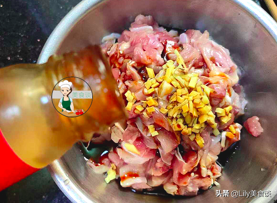 秋天，吃南瓜红薯不如吃它，3块钱一斤，营养极高，蒸包子真香呀