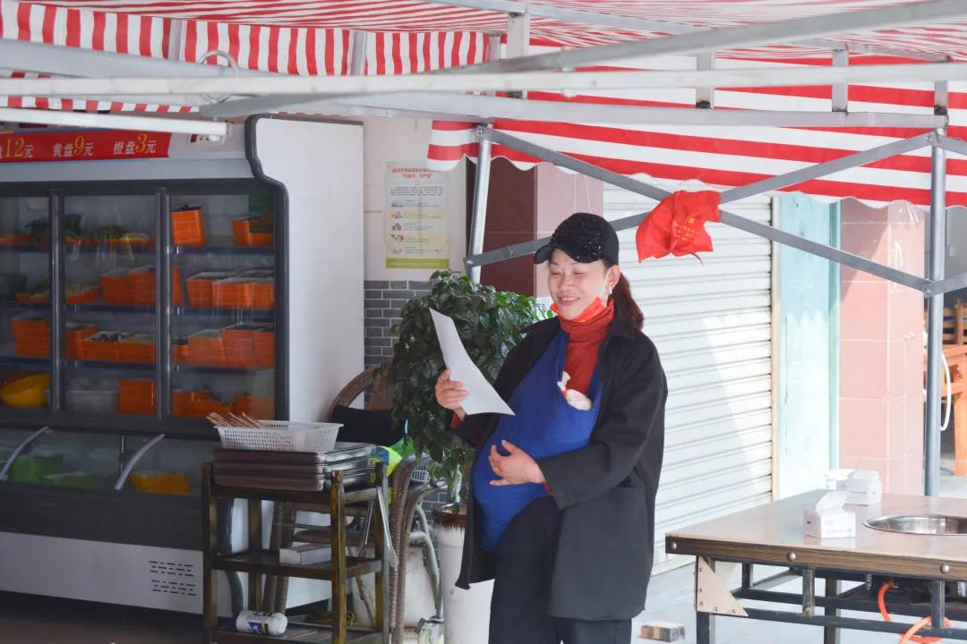 成都市双流区金桥小学开展学雷锋志愿服务活动