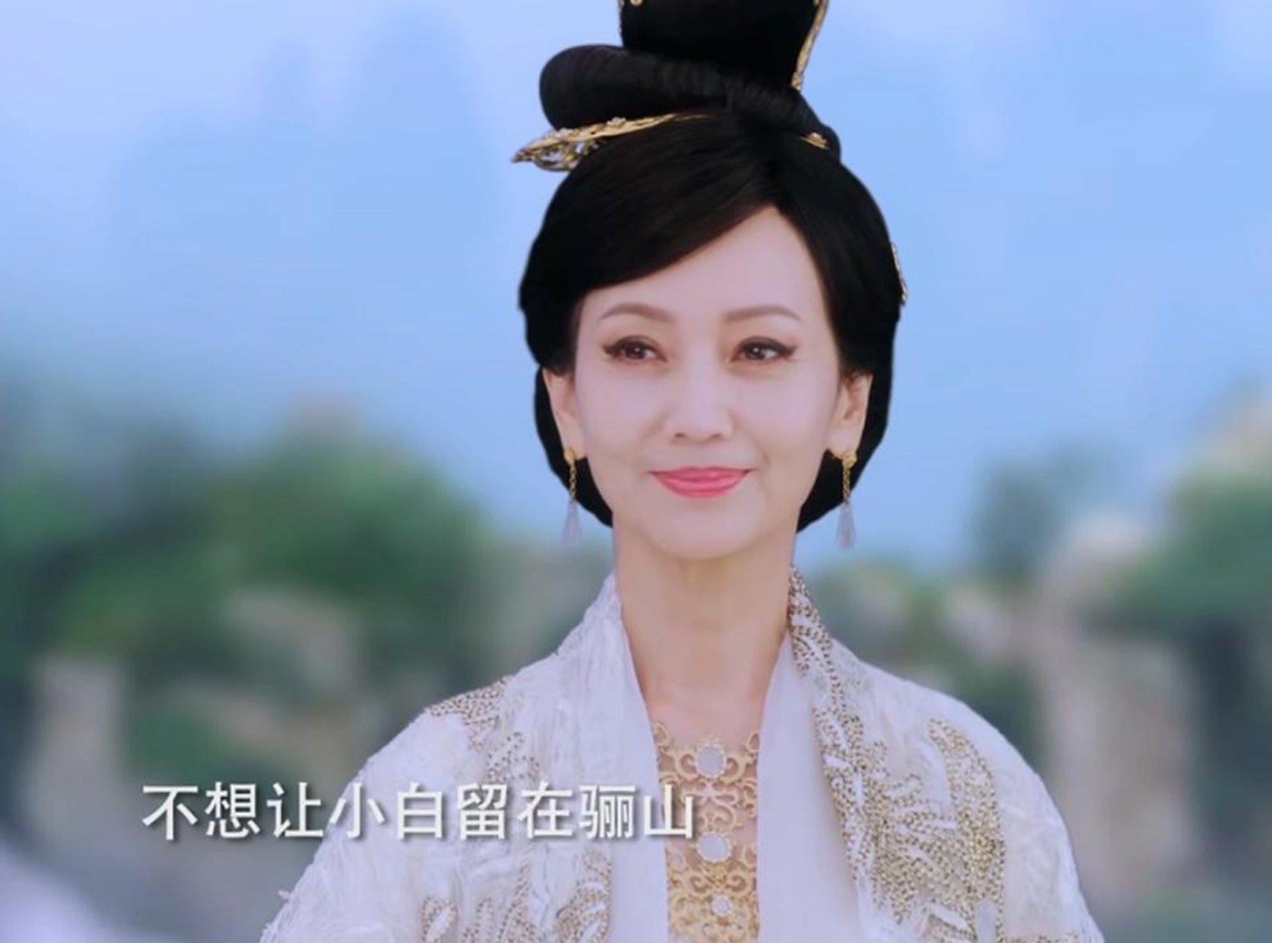 女神赵雅芝，远没你想象的那样单纯，三段情史无缝衔接，她凭什么