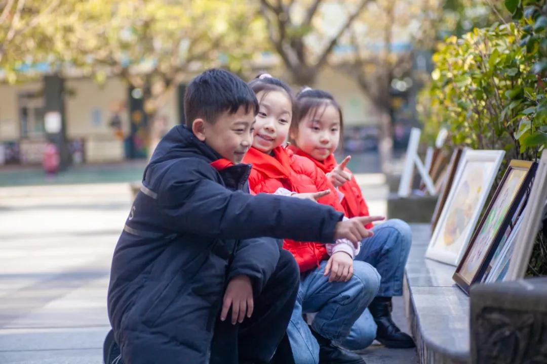 新年有“画”说——天府新区华阳实验小学学科融合诗配画作品展