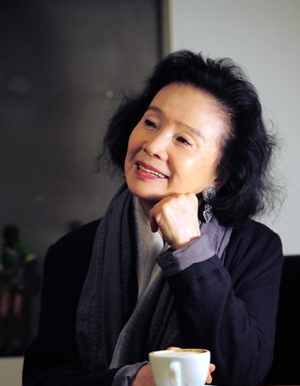 Han net heat is discussed! Jing Ji of 76 years old of actress Yin is in by family abandon France, its husband comes out to deny