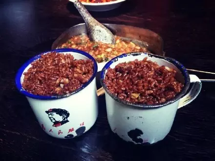 美食界扛把子都藏在成都三江鞋厂、东郊记忆等