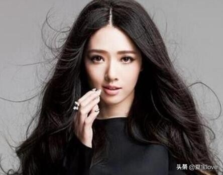 本以为郭碧婷够美了，看到她妹妹照片，网友：出道以后必爆红那种