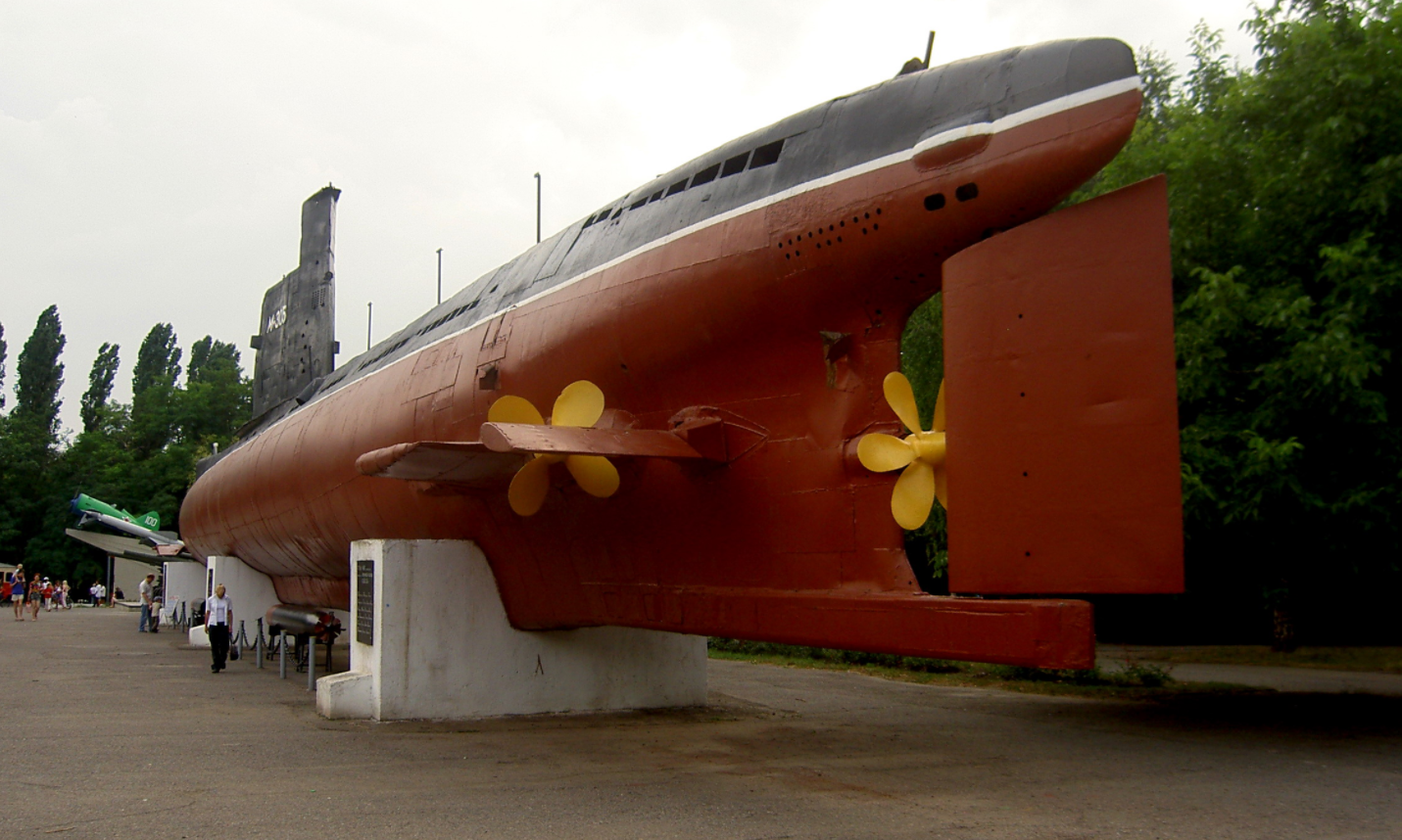 Ǳͧ���ݺ��ף����Ϸ籩���죬��ɷ���ƾ�M351ǱͧȫԱ����