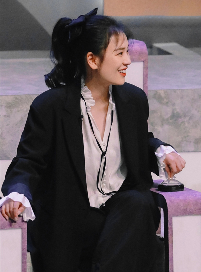 Ma Saichun tells groovy plenary meeting personally now, say frankly once she depressed laughs afresh again blossommed