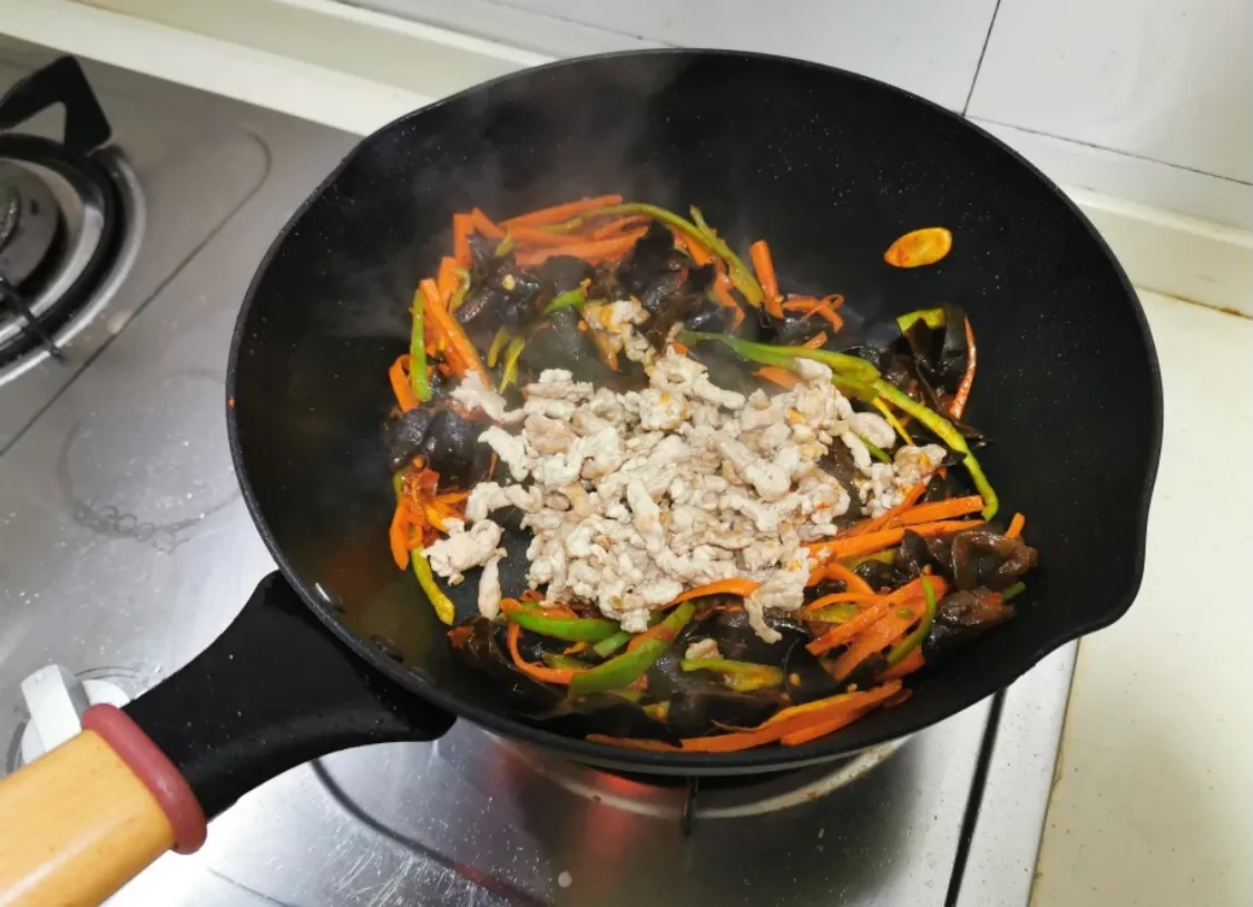 超下饭的鱼香肉丝 美食做法 第6张 超下饭的鱼香肉丝 美食做法 第6张