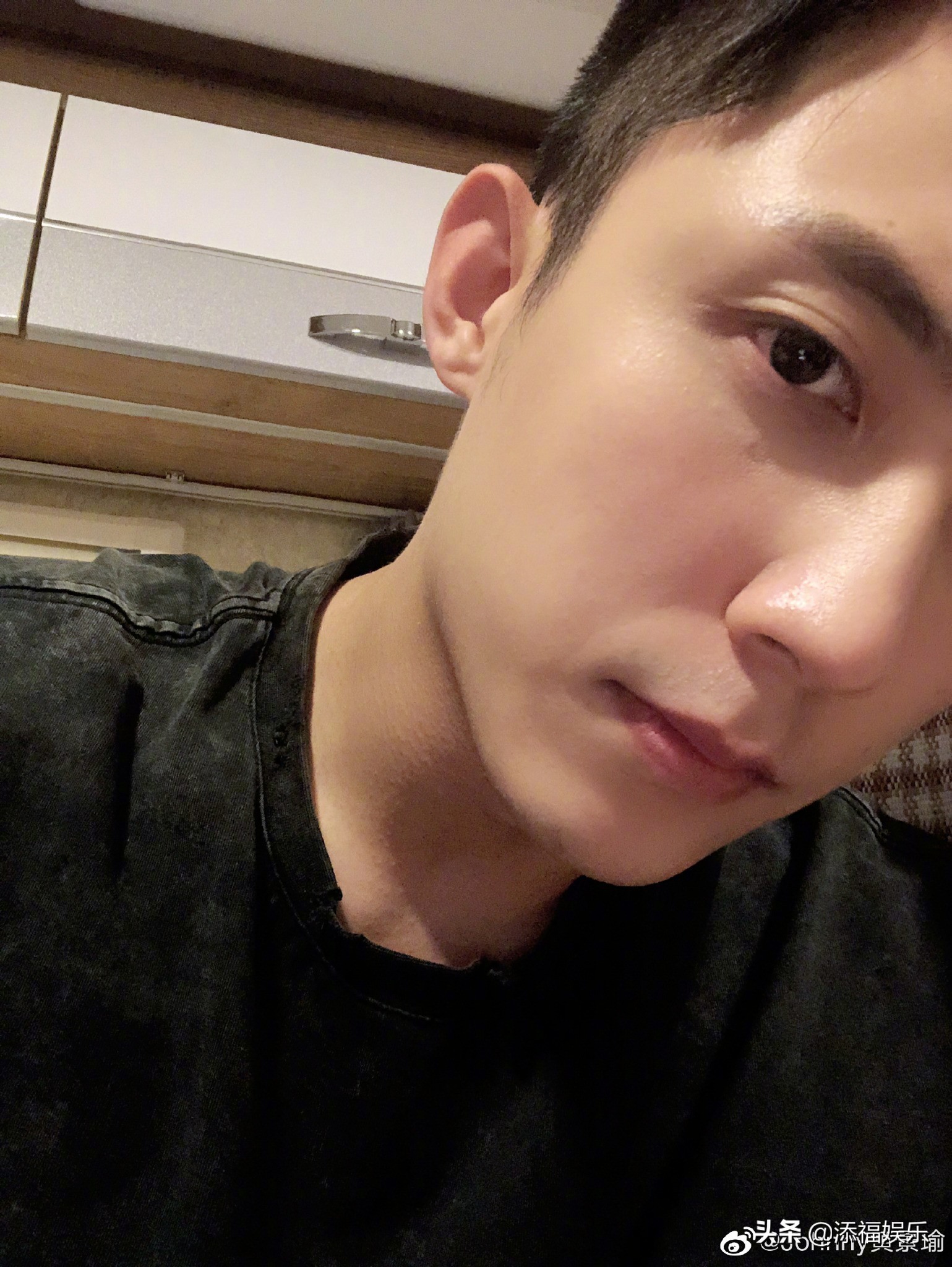 《幸福触手可及》开播，黄景瑜现身媒体群发声