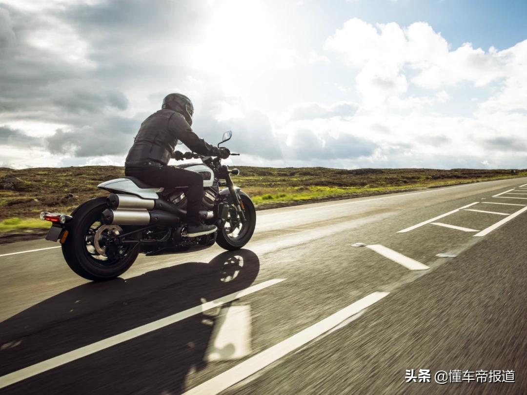 �³�����15.98��Ԫ������Sportster S���� �����������Ʒ��ջ�