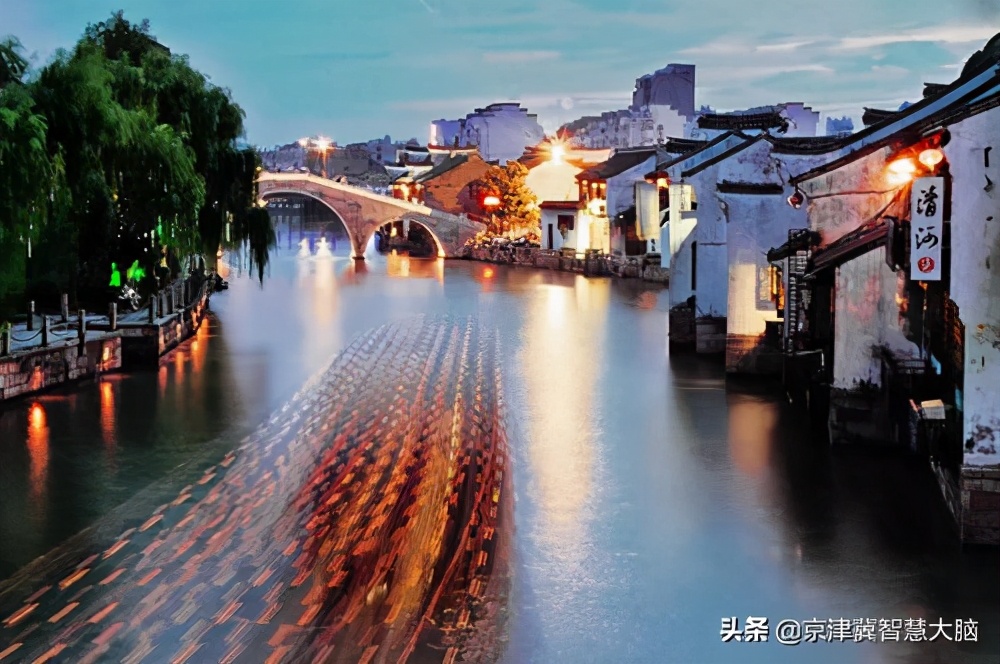 上海：南北发展两条线，哪条更重要？
