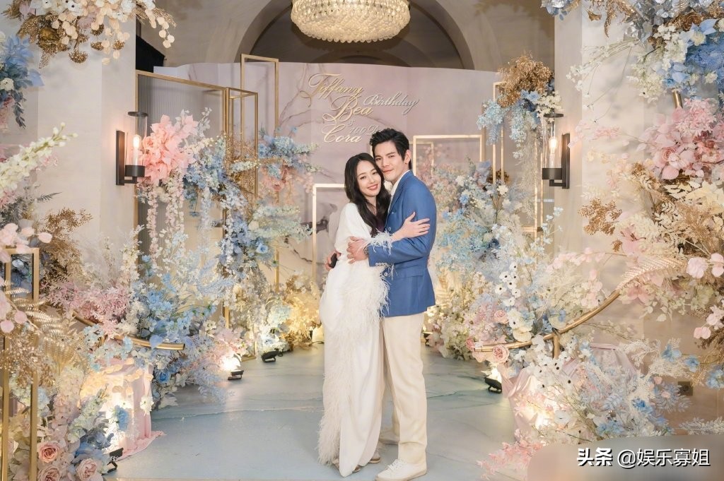 向佐郭碧婷女儿百日宴好豪华，曝光了姓名和正