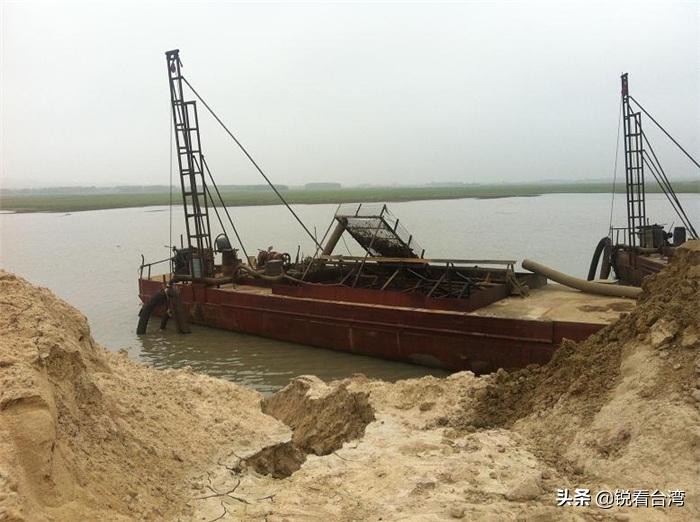 �綠委�竟要求�海巡署�驅逐大陸越界船隻時�下重手�