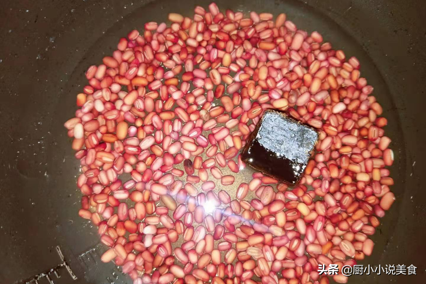 紅豆甜湯這樣做，香濃好喝，學會不再饞奶茶，當作早餐營養滿滿的