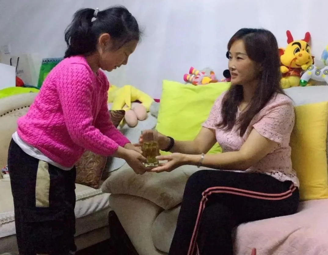 愿时光温柔以待 愿母亲笑靥如花丨双流实小东区开展母亲节主题活动