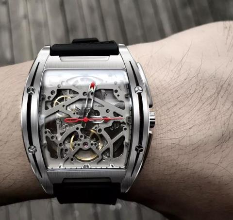 小米有品专为国人定制，高端机械手表，万元品质百元即可得