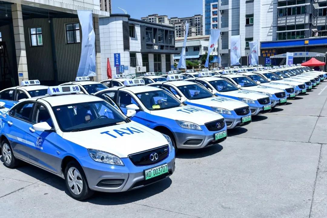 新能源汽車值得買嗎？電池成本告訴你答案
