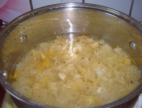 图片[3]-冰糖银耳雪梨汤的做法步骤图 每年7月我家要喝入伏汤不用长时-起舞食谱网